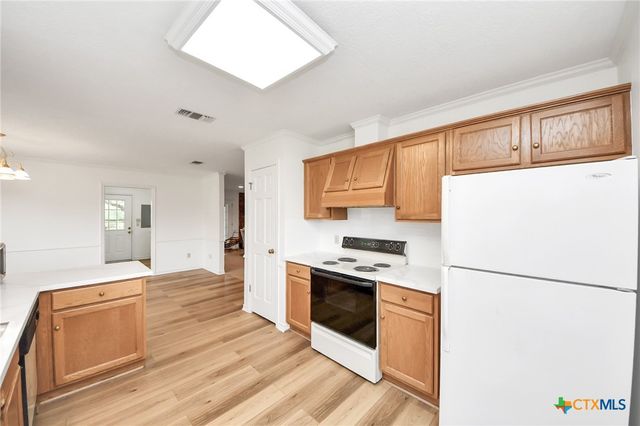 1878 BOSTIK, Cat Spring, TX 78933