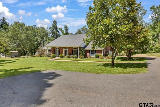 15811 S US HWY 259, Mt Enterprise, TX 75681