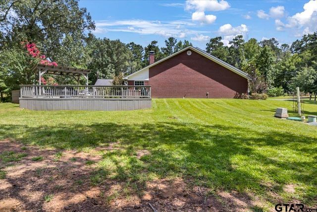 15811 S US HWY 259, Mt Enterprise, TX 75681