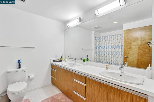 5900 3Rd St 2414, San Francisco, CA 94124