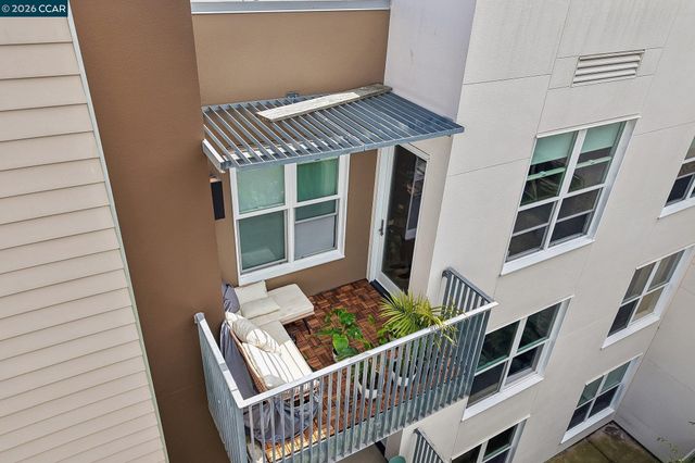 5900 3Rd St 2414, San Francisco, CA 94124