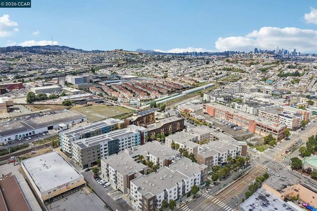 5900 3Rd St 2414, San Francisco, CA 94124