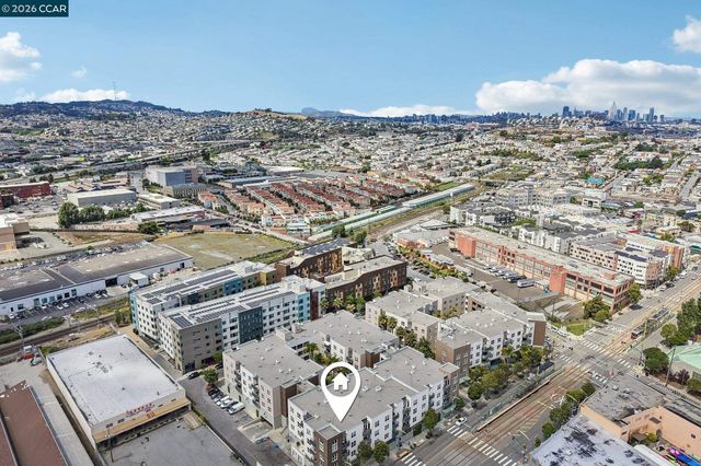 5900 3Rd St 2414, San Francisco, CA 94124