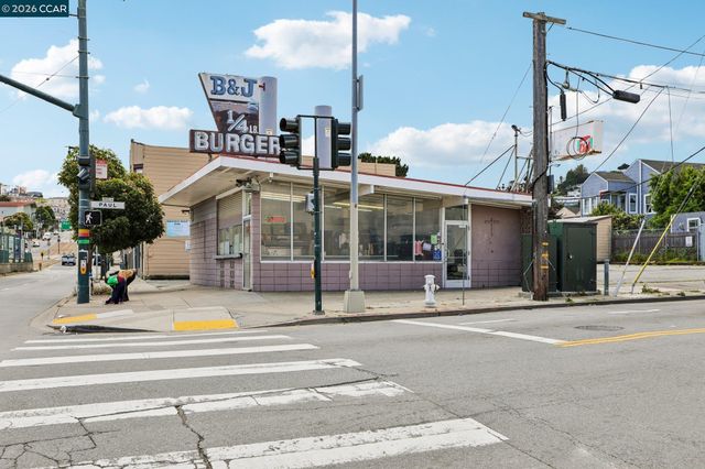 5900 3Rd St 2414, San Francisco, CA 94124