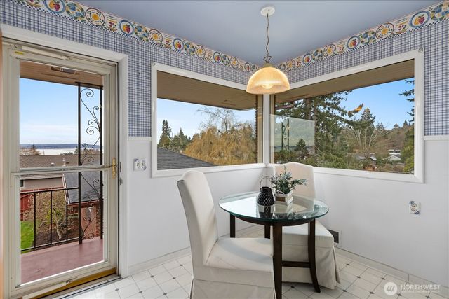 411 Crown Drive, Everett, WA 98203