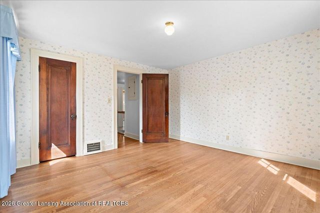 329 Wildwood Drive, East Lansing, MI 48823