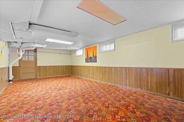 329 Wildwood Drive, East Lansing, MI 48823