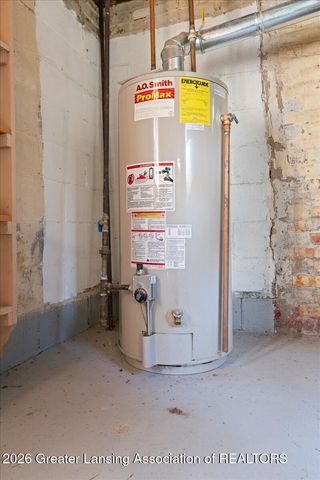 329 Wildwood Drive, East Lansing, MI 48823