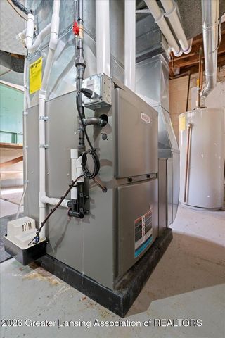 329 Wildwood Drive, East Lansing, MI 48823