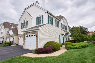 268 Gazebo Lane 38, Lombard, IL 60148