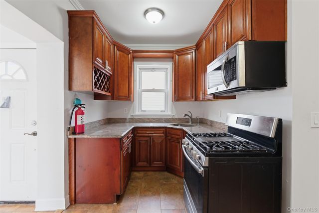 287 Logan Avenue, Bronx, NY 10465