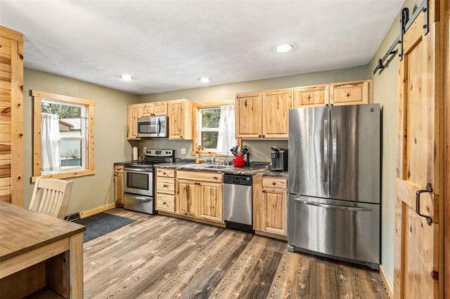 10562 Forest Circle Drive, Hayward, WI 54843