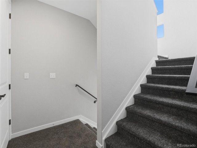 5021 S Robb St, Littleton, CO 80127