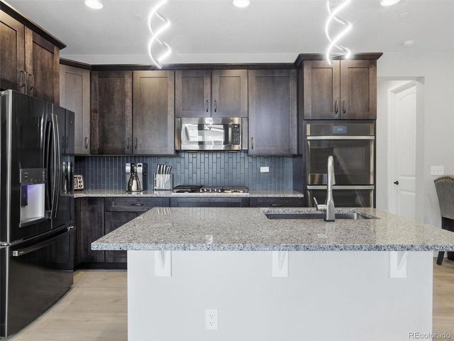 5021 S Robb St, Littleton, CO 80127