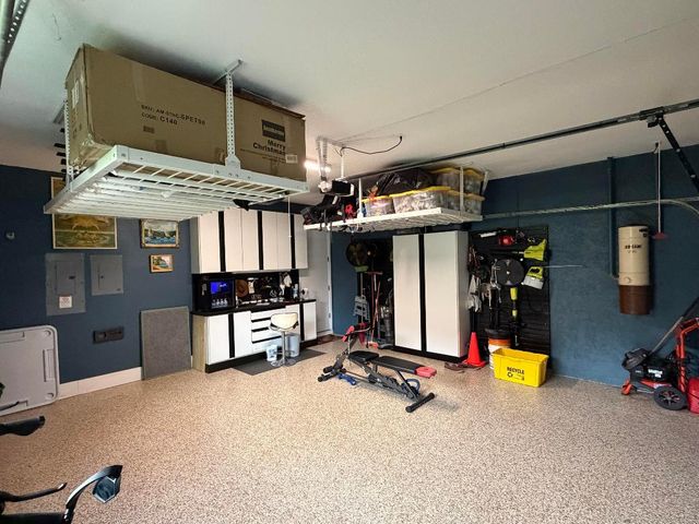 9050 Cypress Hollow Drive, Palm Beach Gardens, FL 33418