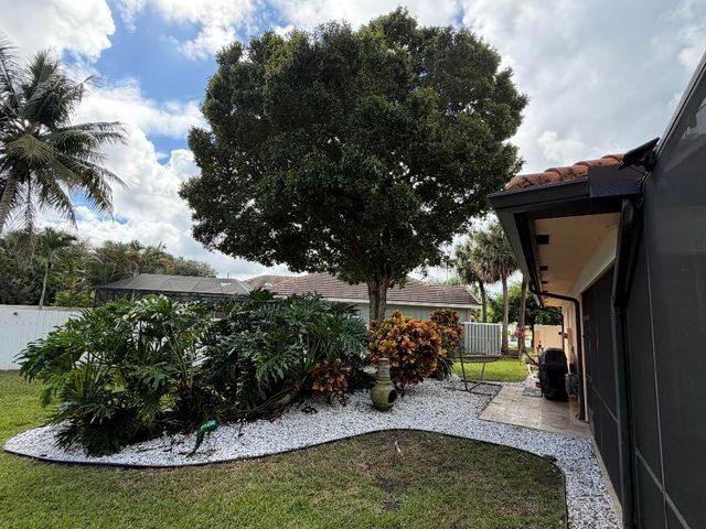 9050 Cypress Hollow Drive, Palm Beach Gardens, FL 33418