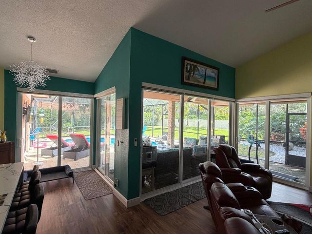 9050 Cypress Hollow Drive, Palm Beach Gardens, FL 33418