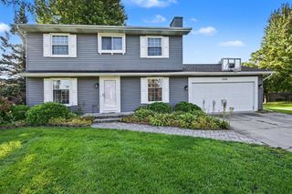 5264 S Glen Oak Drive, Saginaw, MI 48603