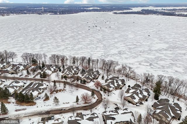 11187 Eagle Ridge Way, Chisago City, MN 55013