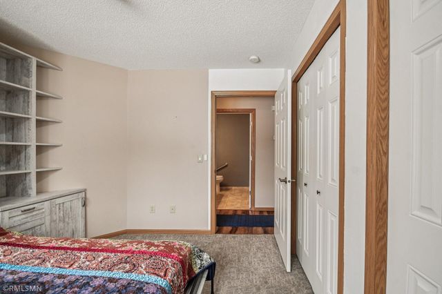 11187 Eagle Ridge Way, Chisago City, MN 55013