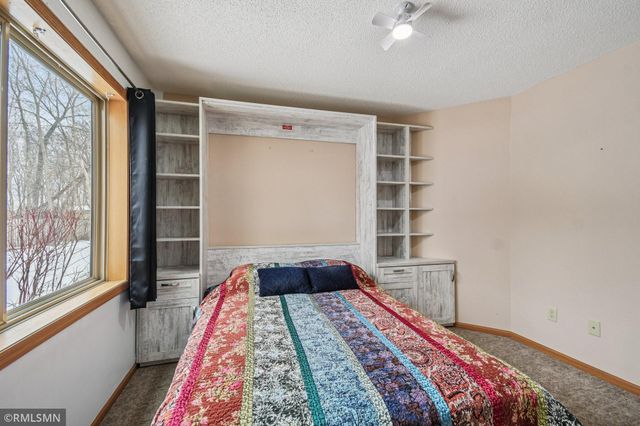 11187 Eagle Ridge Way, Chisago City, MN 55013