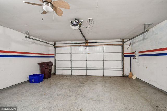 11187 Eagle Ridge Way, Chisago City, MN 55013