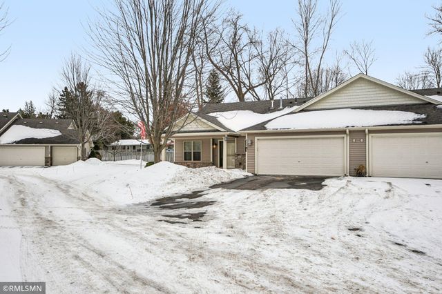 11187 Eagle Ridge Way, Chisago City, MN 55013