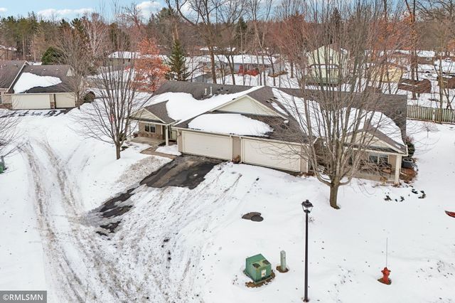 11187 Eagle Ridge Way, Chisago City, MN 55013