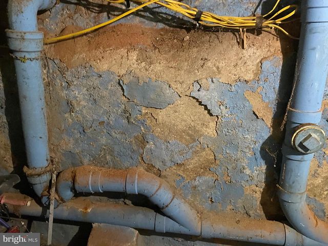 619 E WISHART ST, Philadelphia, PA 19134