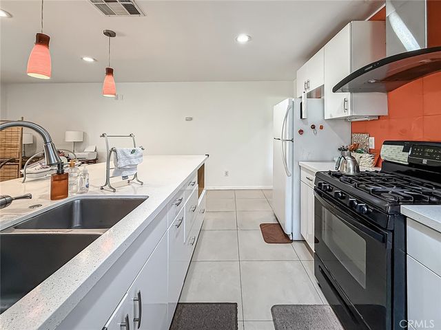 8332 Ducor Avenue, West Hills, CA 91304