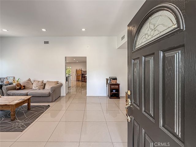 8332 Ducor Avenue, West Hills, CA 91304