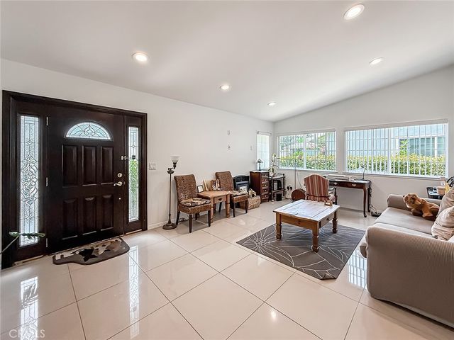 8332 Ducor Avenue, West Hills, CA 91304
