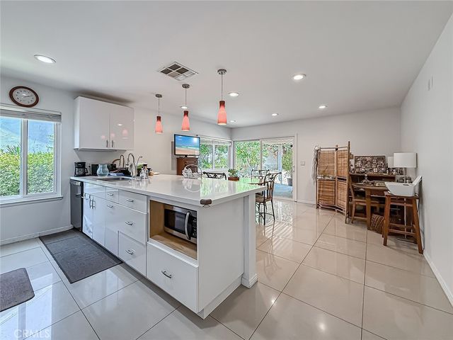 8332 Ducor Avenue, West Hills, CA 91304