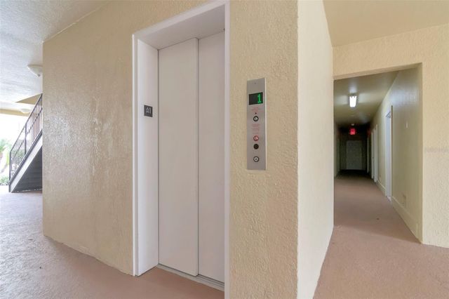 6395 BANYAN BOULEVARD 303, New Port Richey, FL 34652