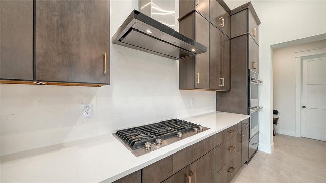 4709 CEDRON COURT, Sarasota, FL 34240