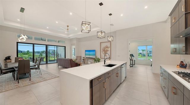 4709 CEDRON COURT, Sarasota, FL 34240