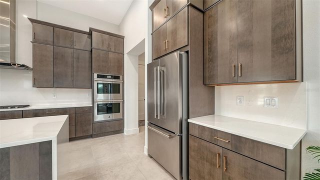 4709 CEDRON COURT, Sarasota, FL 34240