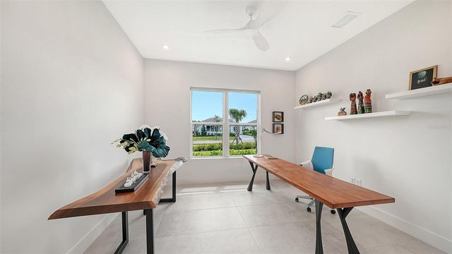 4709 CEDRON COURT, Sarasota, FL 34240