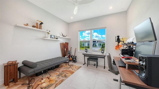 4709 CEDRON COURT, Sarasota, FL 34240
