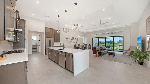 4709 CEDRON COURT, Sarasota, FL 34240