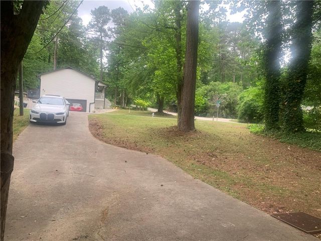 4429 Amy Road, Snellville, GA 30039