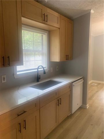 4429 Amy Road, Snellville, GA 30039