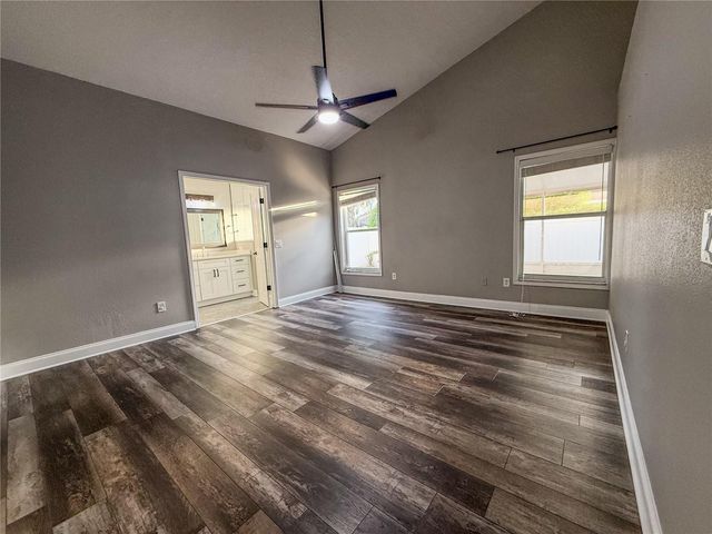 8608 FAWN CREEK DRIVE, Tampa, FL 33626