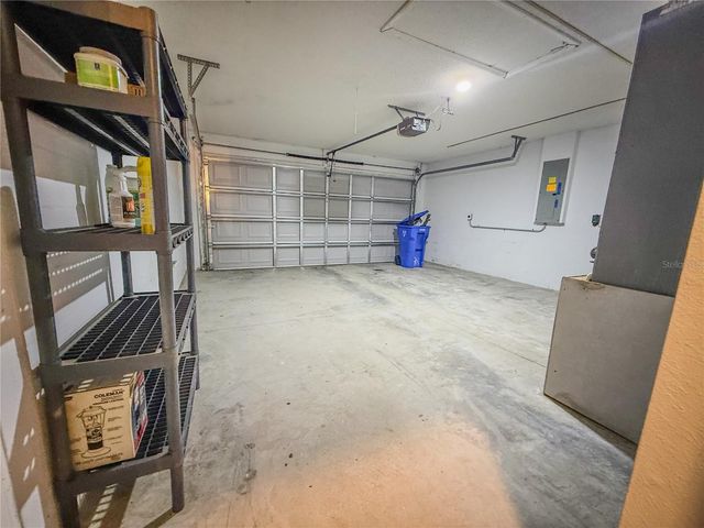 8608 FAWN CREEK DRIVE, Tampa, FL 33626