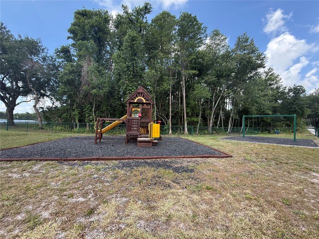 8608 FAWN CREEK DRIVE, Tampa, FL 33626