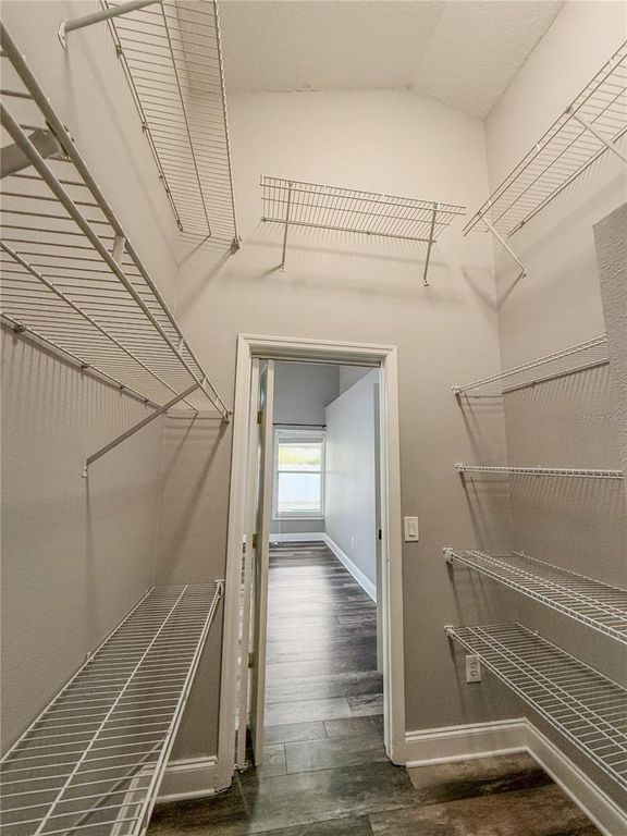 Image 24 of property listing at 8608 FAWN CREEK DRIVE, Tampa, FL 33626
