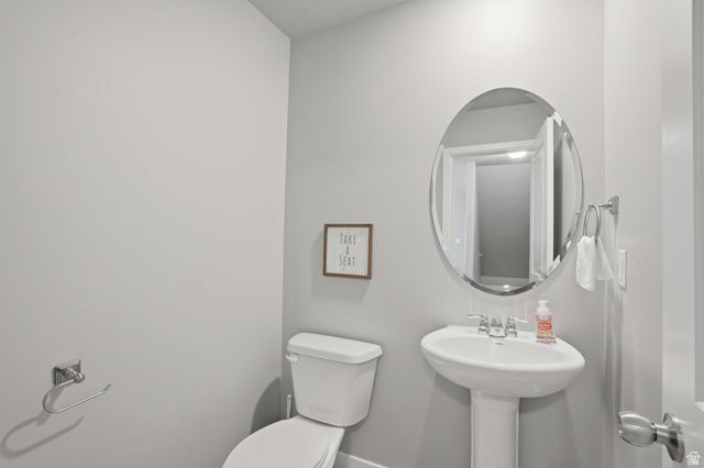 4211 W ANTELOPE PARK CT, Riverton, UT 84096