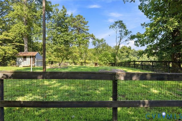 2707 Academy Rd, Powhatan, VA 23139