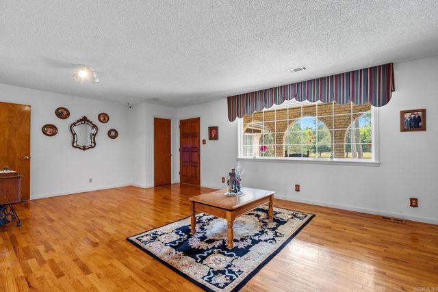 668 Collie Hall Loop, Malvern, AR 72104