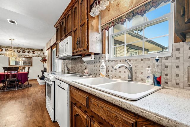 668 Collie Hall Loop, Malvern, AR 72104